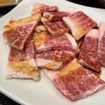 Shiawaseno Yakiniku Tabehoudai Kamimura Bokujou - 