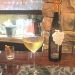 自然派レストラン TERRA - 少し甘めの白ですね！