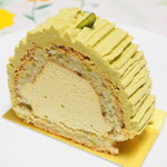 パティスリー イル・プルー・シュル・ラ・セーヌ - ビッシュ・ピスターシュ