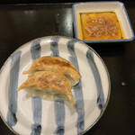 齋華 - 焼き餃子　XO醬のソース