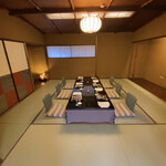料亭か茂免 - はい、こちらがお席