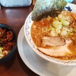 東京豚骨拉麺 しゃかりき - 