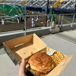 Warren’s Place 2.1 Burgers & Beer - 