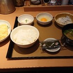 Yayoi Ken - しらすおろし朝食と玉子焼き