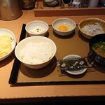 やよい軒 - しらすおろし朝食と玉子焼き