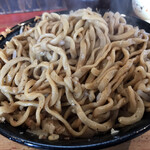 ラーメン二郎 - 自動カタカタのウェーブ太麺ワシッとウマい！