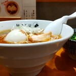 炭火焼 MARU - 醤油鶏そば 850円
            味卵 無料(通常150円)
            ささみ鉄火丼 300円