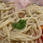 酒肴場 屯 - 刻み青唐は麺といっしょに