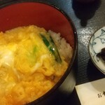 Hamaichi - ミニ玉子丼と昆布の佃煮