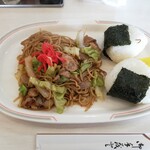 さか本 - 料理写真:焼きそばランチ 750円