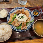 Kyuushuusanchoku Robata Katete - チキン南蛮定食（ご飯大盛り）