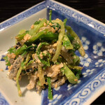 富小路 やま岸 - セリとてっぴの胡麻和え