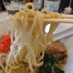 麺や 彩～iro～ - 中細。以前は菅野製麺製だったけど、今はどぉなんでしょ(・・?