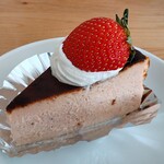 焼き菓子 アンテナ - いちごのバスクチーズケーキ