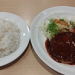 ガスト - ハンバーグデミソース&チキングリル野菜トマトソース