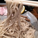 Homemade Ramen 青麦 - 紐革状の麺、ツルツルもちもちで美味