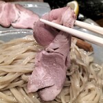 Homemade Ramen 青麦 - ローストビーフのような柔らかさ旨みのあるチャーシュー