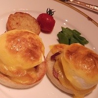 レ セゾン - エッグベネディクト
