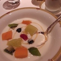 レ セゾン - ヨーグルトフルーツ入り