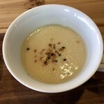 ベジラボ - 本日のスープ：キャベツ（豆乳ベース）のポタージュ