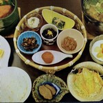 後生掛温泉 - 朝から食べきれない料理が出てきます