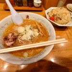 Sapporo Junren - 味噌ラーメン 炒飯