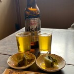 Riri Zushi - 瓶ビールと野沢菜漬け
