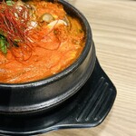 KOREAN DINING HIDEAWAY 296 - 鍋の大きさもサービス？