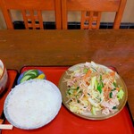 大むら - 2023年2月21日(火) 肉野菜炒め定食950円