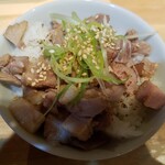 麺屋 いおり - 炙りチャーシュー丼