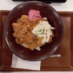 すき家 - 料理写真:シチューソース炭火チキン牛丼（並盛）