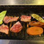 焼肉 星陽 - ガスコンロで焼きます