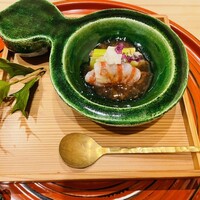 馬車道 大かわ - 先　付: 車海老　うるい