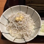 Soba Kyuu - 釜揚げしらす小丼