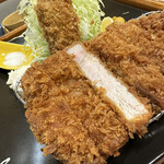 かつ太郎 - 料理写真:厚切りつくば王様豚ロースかつ定食+牡蠣フライ（UP）