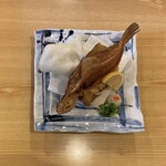 かもめ食堂 - カレイの唐揚げ