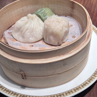 銀座ブルーリリー ステーキ＆チャイニーズレストラン - 