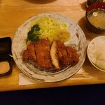 味の六白 - 六白黒豚ロースランチ　１４６０円