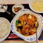 Kakin Hanten - ランチ、広島産カキと豆腐の煮込み