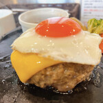 渋谷 大人のハンバーグ - ■大人のハンバーグ Mサイズ180g ¥1,480
  (スープ、ご飯おかわり自由付き)