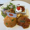 cafe&bar +PLUS C - 