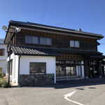 登治うどん - お店全景。