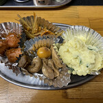 立ち呑み しゅう - せんべろセット本日のアテ盛り（2023年2月）どれも絶品