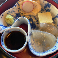 韻松亭 - 湯葉、蒟蒻をツケダレでいただき