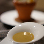 レストラン バカール - 能登産ズワイ蟹とカニ味噌の”フレンチ”バーニャカウダソース