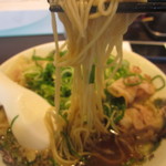 Rairai Tei - 麺は細めストレート