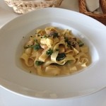 PASTA CAFFE Route Neeze - パスタB：帆立と季節野菜のクリームソースのタリアテッレ