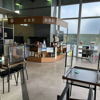 カフェアンジュリエ_2