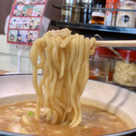 町田商店 - 家系ストレート麺をリフトUP⤴️