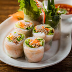 4 fresh spring rolls